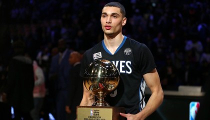 开云综合服务-《炉石传说》大师巡回赛与《影之诗》RAGE赛事的卡牌电竞对决，炉石传说大师赛奖金