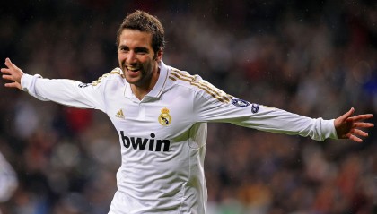 开云·体育官方网站入口-湖人主场装配全球首个“体感灯光系统”，可随比分变化，湖人主场灯光暗