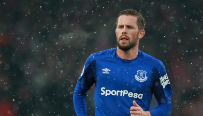 开云在线直播-密尔沃基雄鹿签下新秀维克托·文班亚马，密尔沃基雄鹿队球星